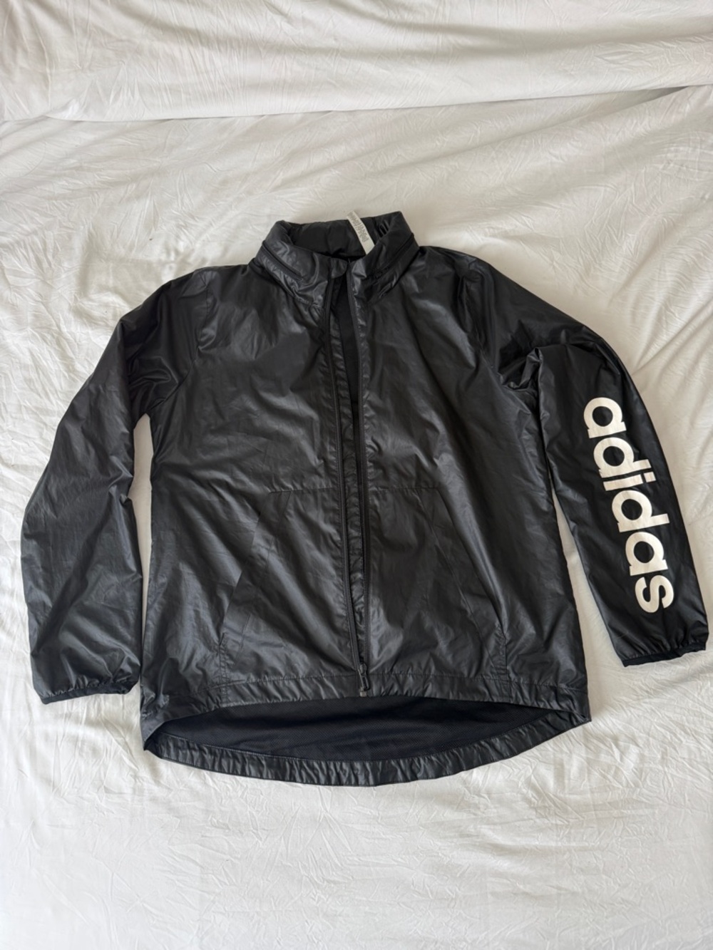 Adidas black windbreaker jacket size M athletic lightweight zip up